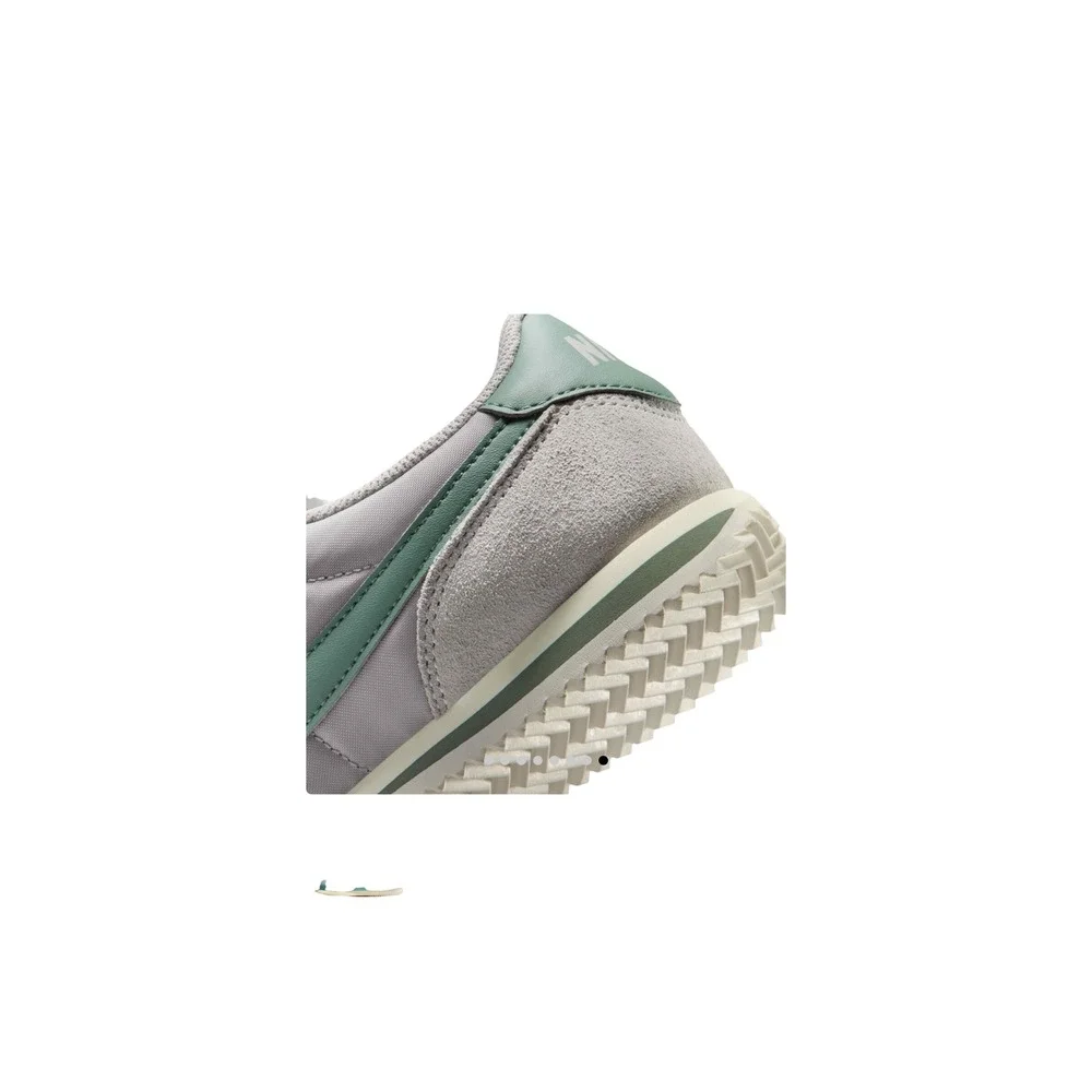 Nike Cortez Basic Kids Wolf Grey Green Low Top Sneakers BV0014-004 Sz 7Y